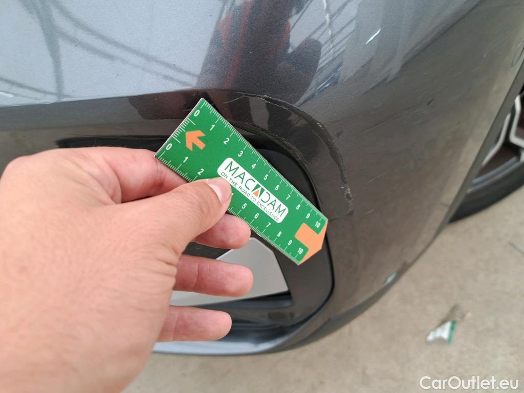  Bmw  X1  sDrive 18 d xLine 2.0 150CV BVA8 E6d #26