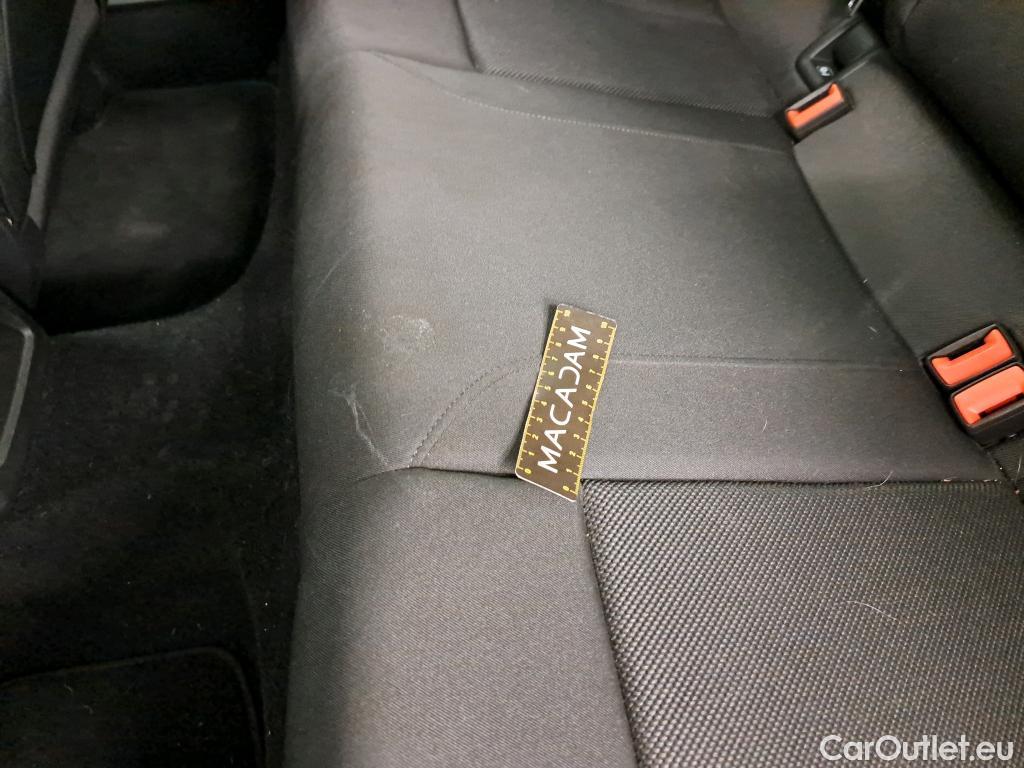  Audi  A3 AUDI  Sportback / 2020 / 5P / Berline 35 TFSI 150 S Tronic Business Line #34