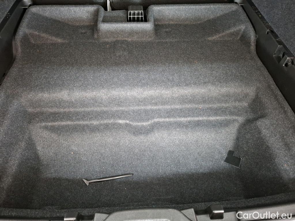  Volvo  XC 40 XC40 Start Recharge Pure Electric 2WD 82kWh BVA #3