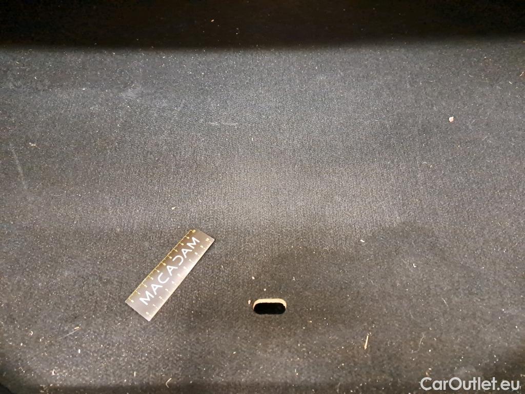  Citroen  C4 CITROEN  X / 2022 / 4P / Berline PureTech 130 S&S EAT8 Feel Pack #17