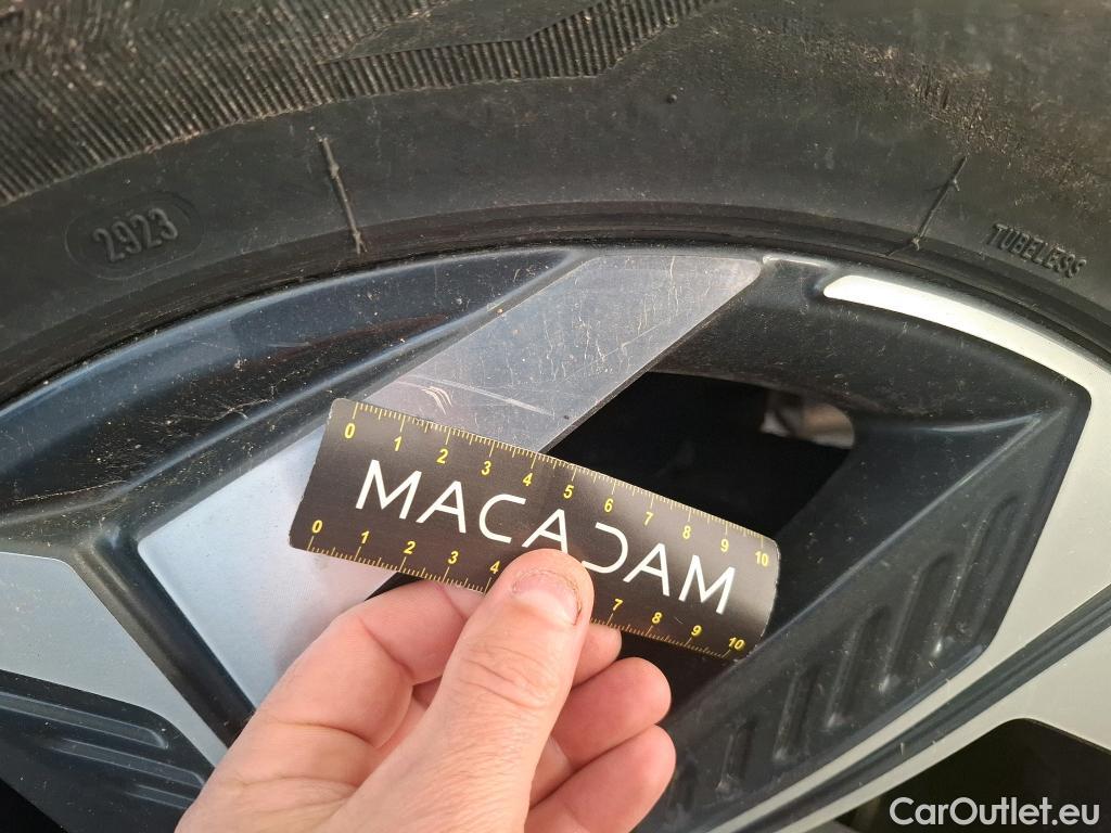  Hyundai  Tucson HYUNDAI  / 2020 / 5P / SUV 1.6 PHEV 265 HTRAC CREATIVE 4WD AUTO #53