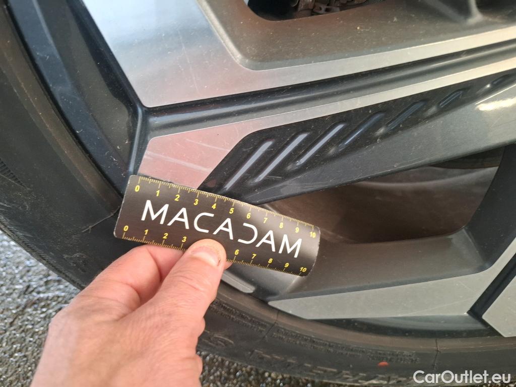  Hyundai  Tucson HYUNDAI  / 2020 / 5P / SUV 1.6 PHEV 265 HTRAC CREATIVE 4WD AUTO #57