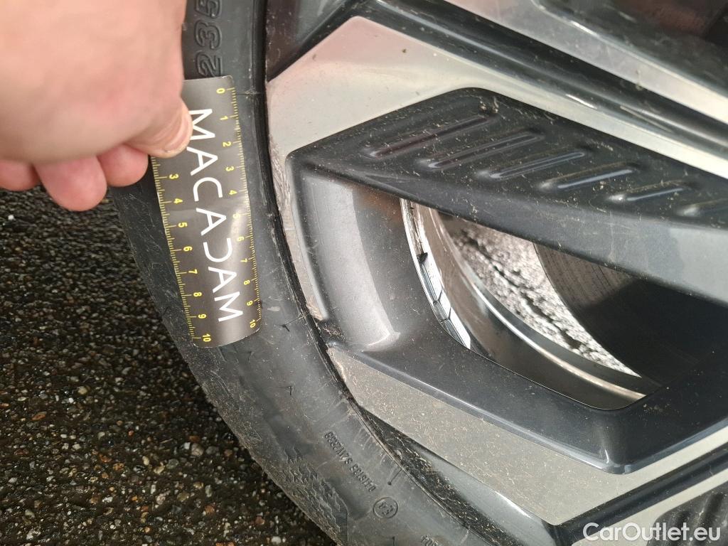  Hyundai  Tucson HYUNDAI  / 2020 / 5P / SUV 1.6 PHEV 265 HTRAC CREATIVE 4WD AUTO #51