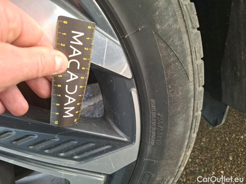  Hyundai  Tucson HYUNDAI  / 2020 / 5P / SUV 1.6 PHEV 265 HTRAC CREATIVE 4WD AUTO #58