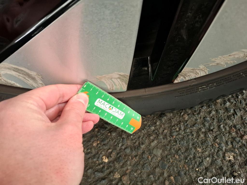  Hyundai   Ioniq Ioniq 6 Creative Electrique 77kWh BVA #4