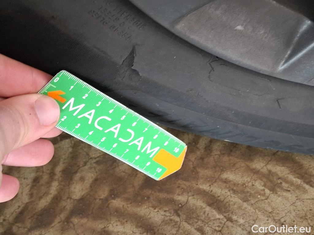  Peugeot  2008  Active Business 1.2 PureTech 130CV BVA8 E6d #15