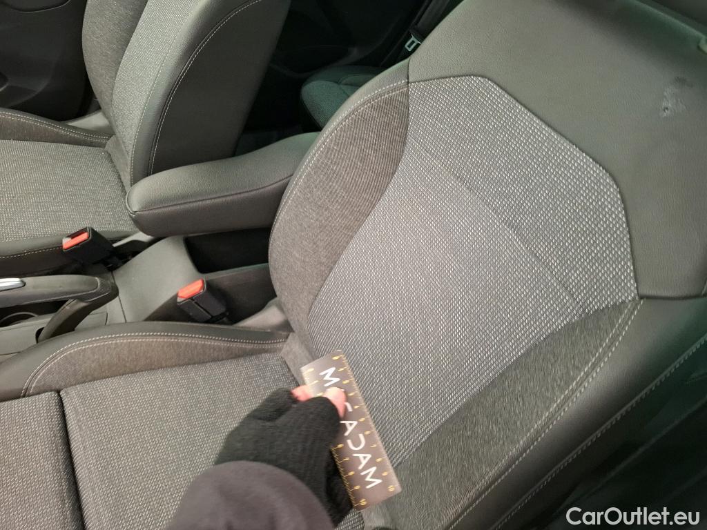  Opel  Crossland  X Business Elegance 1.2 Turbo 130CV BVA6 E6d #19