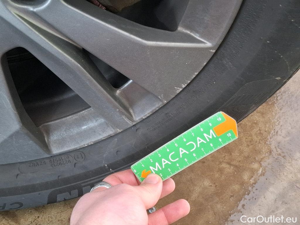  Peugeot  2008  Active Business 1.2 PureTech 130CV BVA8 E6d #23