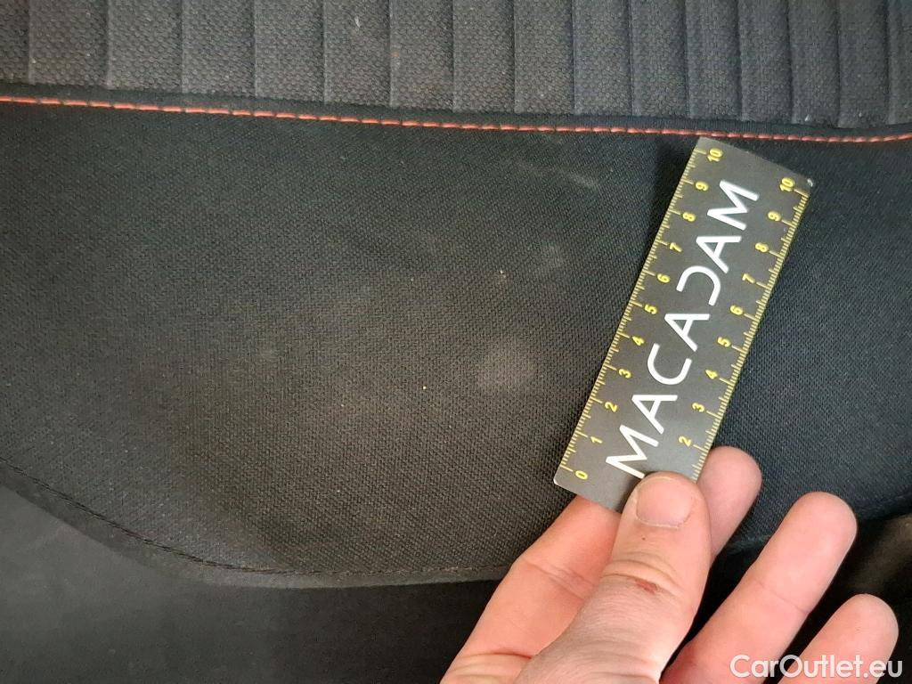  Peugeot  2008  Active Business 1.5 HDi 130CV BVA8 E6d #70