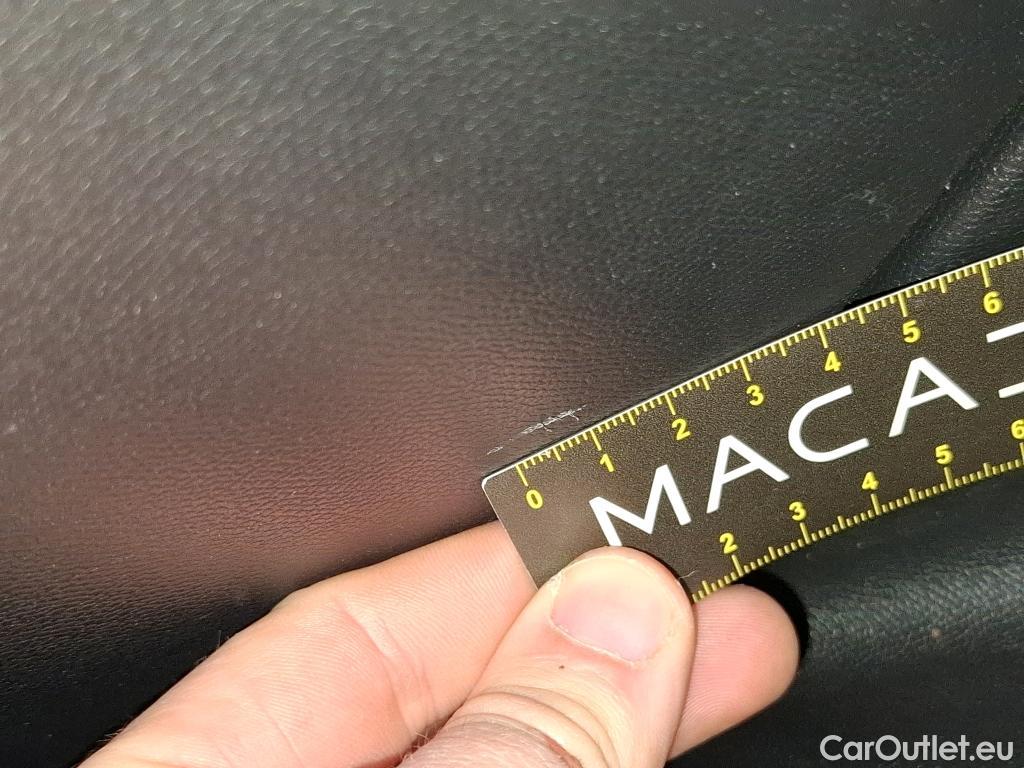  Peugeot  2008  Active Business 1.5 HDi 130CV BVA8 E6d #81