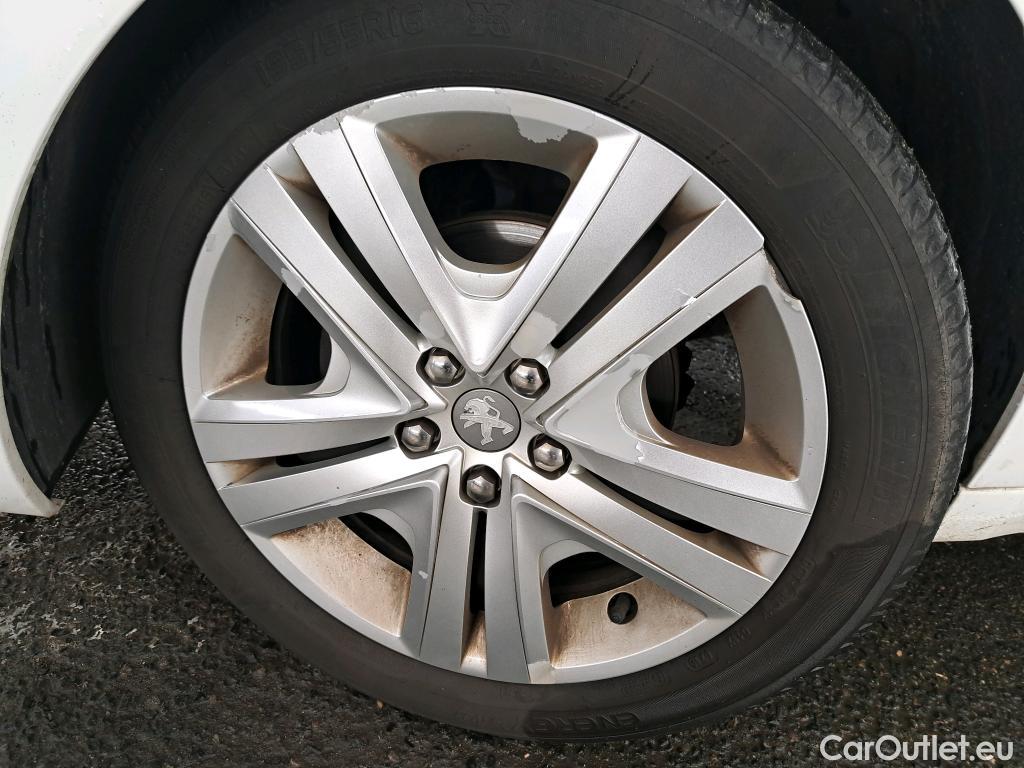  Peugeot  208  Allure Business 1.2 PureTech 110CV BVM6 E6dT #18