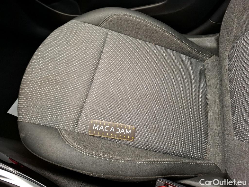  Opel  Crossland  X Business Elegance 1.2 Turbo 130CV BVA6 E6d #17