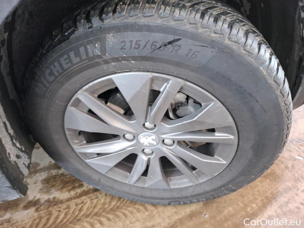  Peugeot  2008  Active Business 1.2 PureTech 130CV BVA8 E6d #14