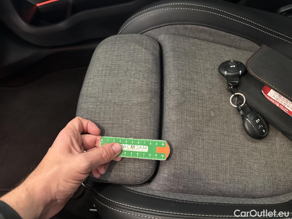  Mini  Countryman MINI  / 2020 / 5P / Crossover Cooper Essential 136 ch BVA7 #5