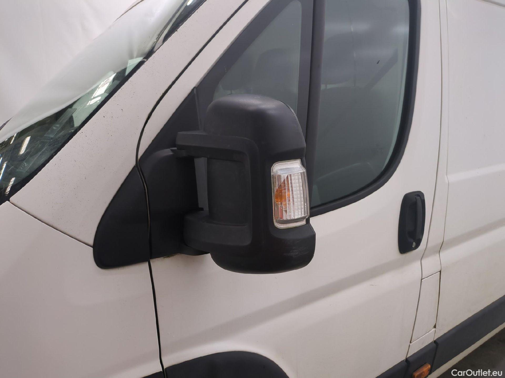  Peugeot  Boxer PEUGEOT  / 2014 / 4P / Fourgon tôlé BlueHDi 140 S&S ASPHALT 435 L4H2 #21