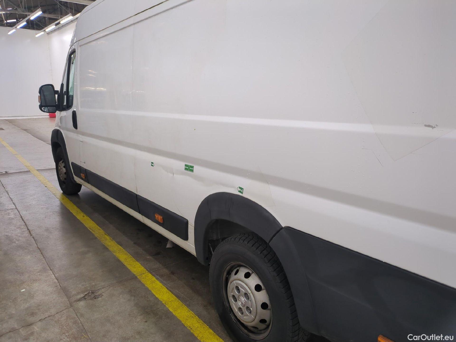  Peugeot  Boxer PEUGEOT  / 2014 / 4P / Fourgon tôlé BlueHDi 140 S&S ASPHALT 435 L4H2 #24