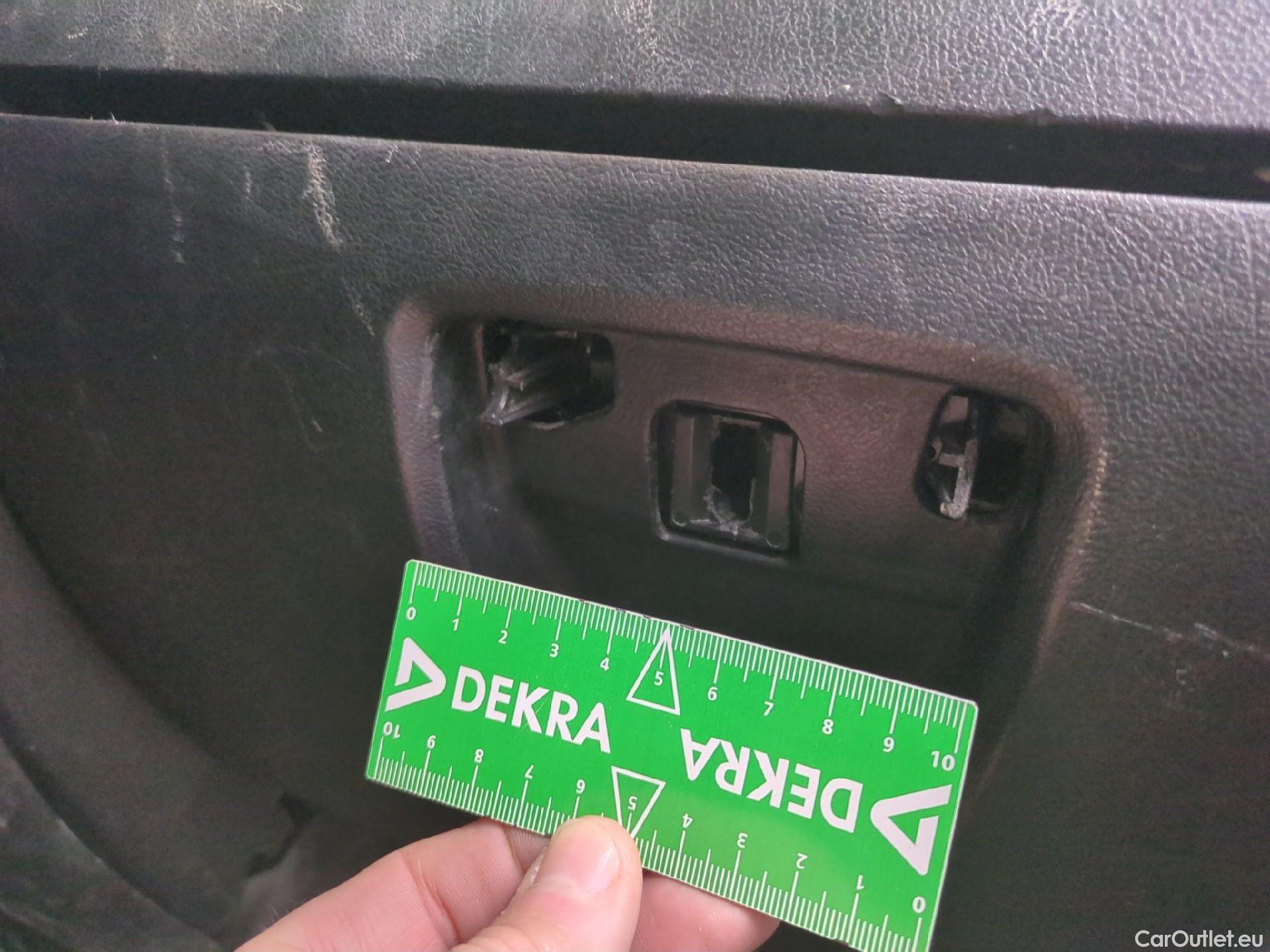  Peugeot  Boxer PEUGEOT  / 2014 / 4P / Fourgon tôlé BlueHDi 140 S&S ASPHALT 435 L4H2 #74