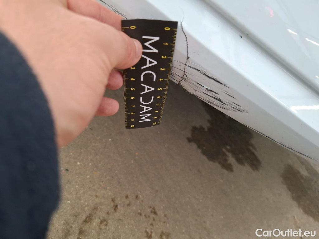  Renault  Clio RENAULT  / 2019 / 5P / Berline Business SCe 65 #5