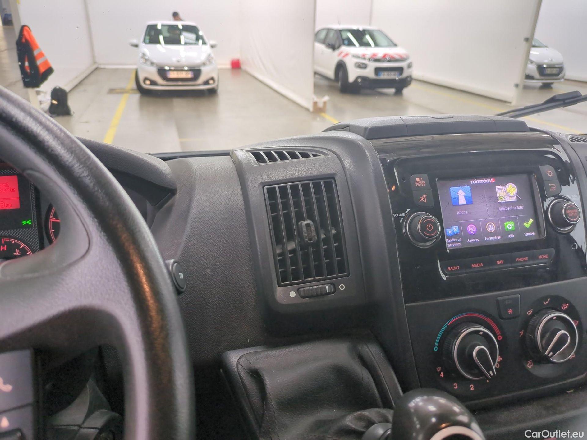  Peugeot  Boxer PEUGEOT  / 2014 / 4P / Fourgon tôlé BlueHDi 140 S&S ASPHALT 435 L4H2 #8