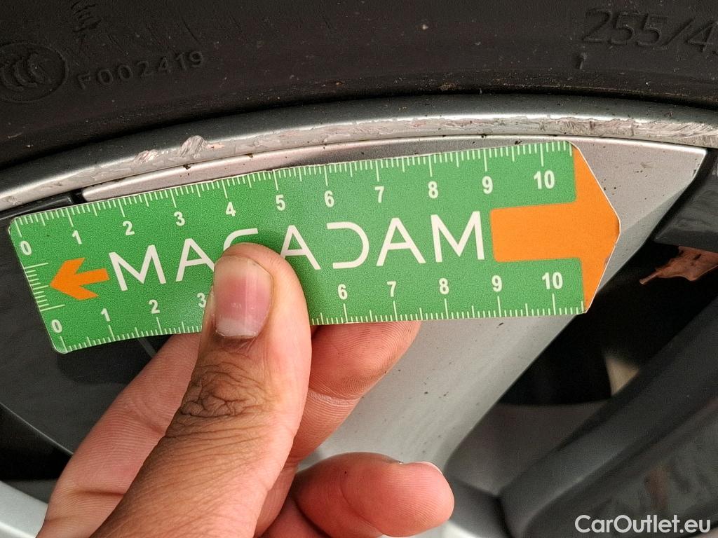  Tesla  Model Y TESLA   2020  5P SUV Grand Autonomie Dual Motor AWD #52