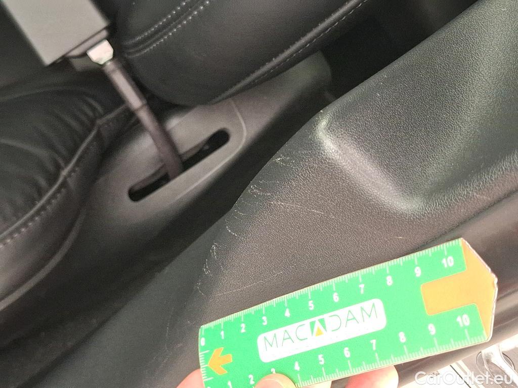  Tesla  Model 3 TESLA  / 2018 / 4P / Berline Autonomie Standard Plus RWD #38