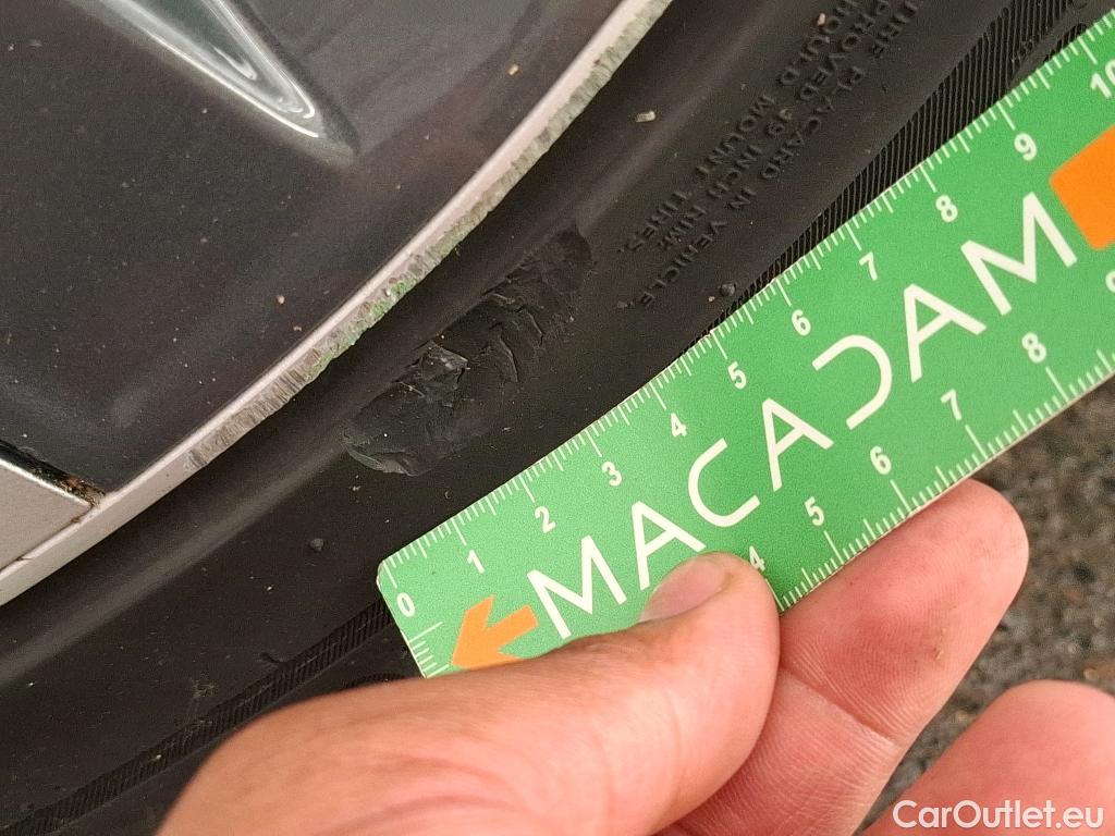  Tesla  Model Y TESLA   2020  5P SUV Grand Autonomie Dual Motor AWD #18