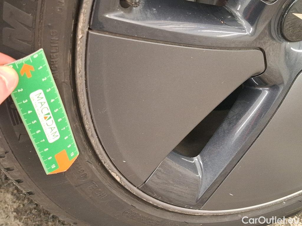  Tesla  Model 3 TESLA  / 2018 / 4P / Berline Autonomie Standard Plus RWD #29