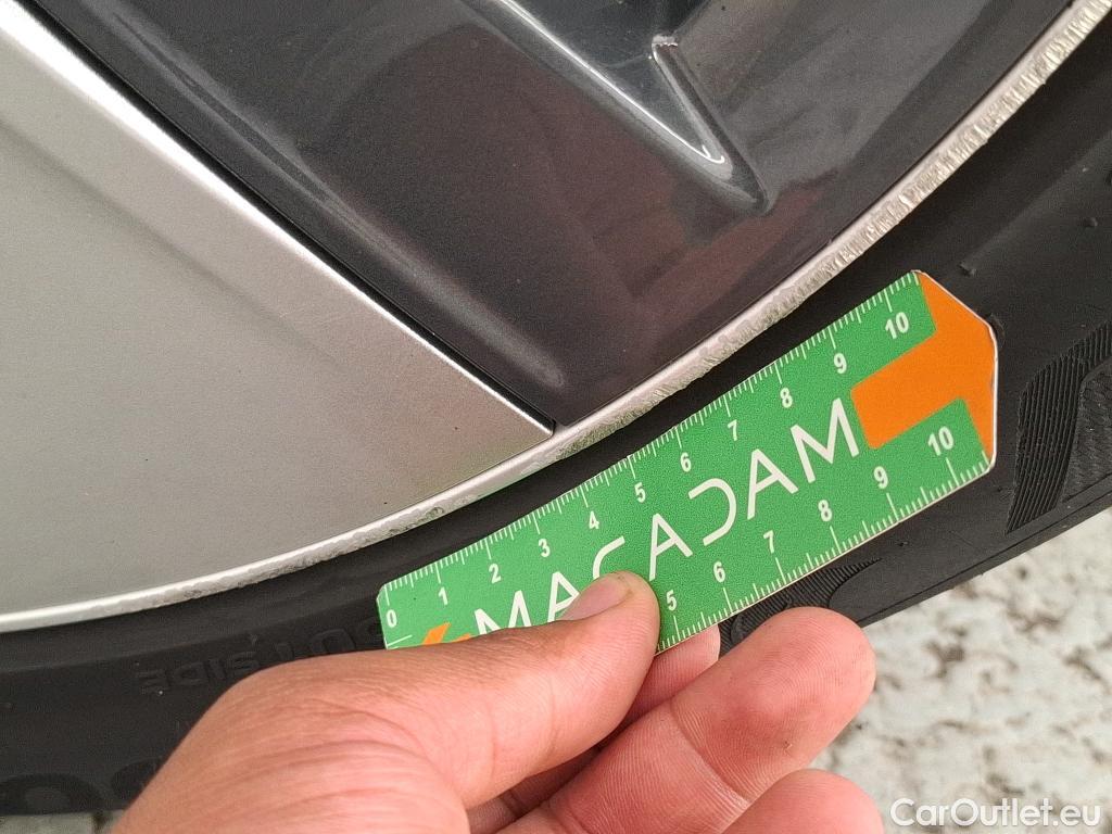  Tesla  Model Y TESLA   2020  5P SUV Grand Autonomie Dual Motor AWD #56