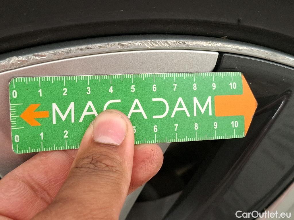  Tesla  Model Y TESLA   2020  5P SUV Grand Autonomie Dual Motor AWD #35