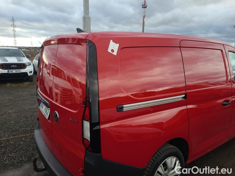  Volkswagen  Caddy  LCV (SA)(2015)  Maxi 2.0 TDI 90 4M 4d #29