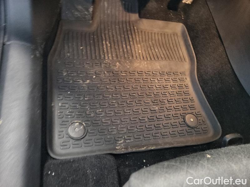  Skoda  Superb  (3V3)(2015) Supe.FL2.0TDI 110 Ambition #5