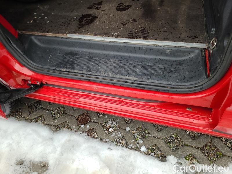  Volkswagen  Caddy  LCV (SA)(2015)  Maxi 2.0 TDI 90 4M 4d #16