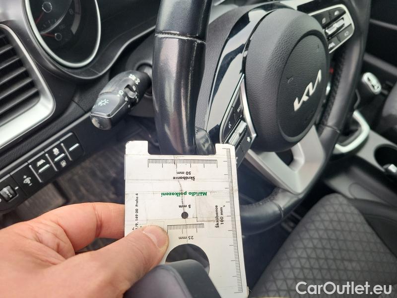  KIA  Cee'd Ceed  (CD) (2018->) Ceed SW 1.5 T-GDI 118 Spin 5d #4