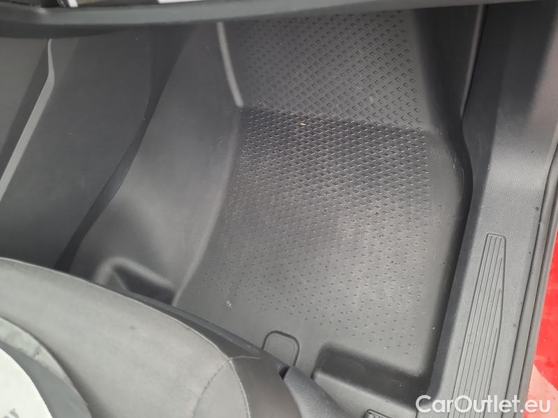  Volkswagen  Caddy  LCV (SA)(2015)  Maxi 2.0 TDI 90 4M 4d #17