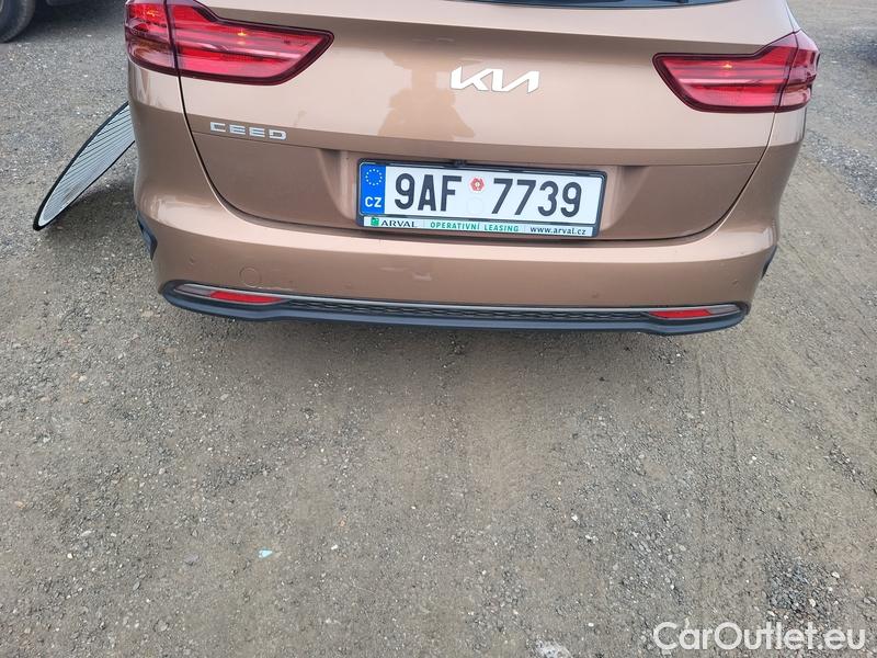  KIA  Cee'd Ceed  (CD) (2018->) Ceed SW 1.5 T-GDI 118 Spin 5d #11