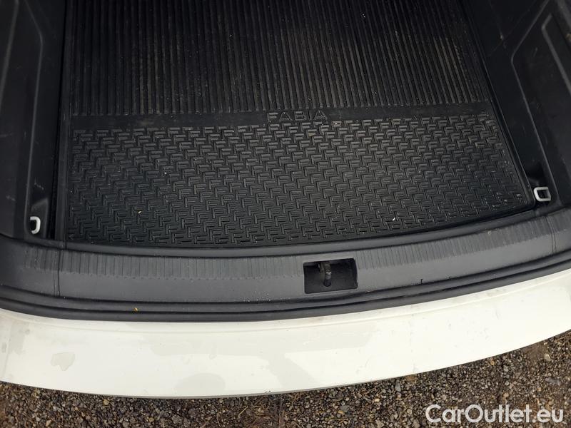  Skoda  Fabia  Combi (2015)  Com.1.0TSI 70 Style #17