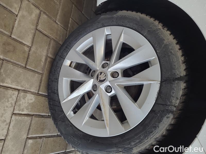  Skoda  Octavia  Lim. (NX3)(2020) Oct. 2.0TDI 110 Style AT 5d #3