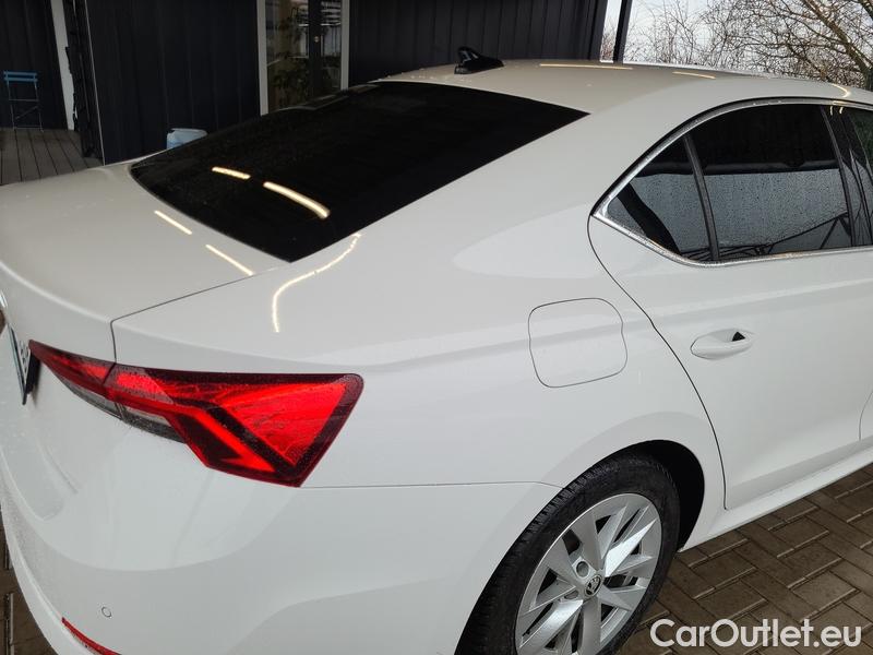  Skoda  Octavia  Lim. (NX3)(2020) Oct. 2.0TDI 110 Style AT 5d #18