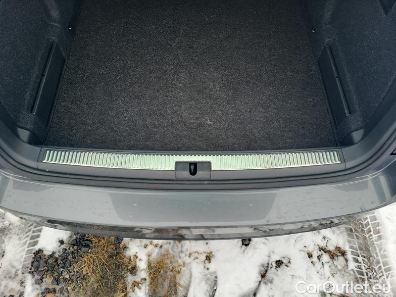  Skoda  Superb  Combi (3V5)(2015) Sup.C.FL2.0TDI 110 Ambition AT #9