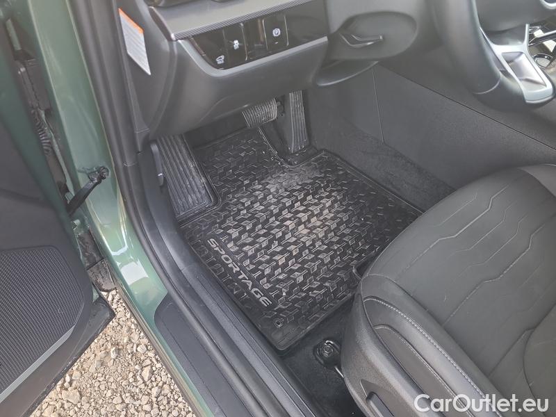  KIA  Sportage  (NQ5)(2022->) Sport.1.6TGDI 130 TOP 4x4 AT #2