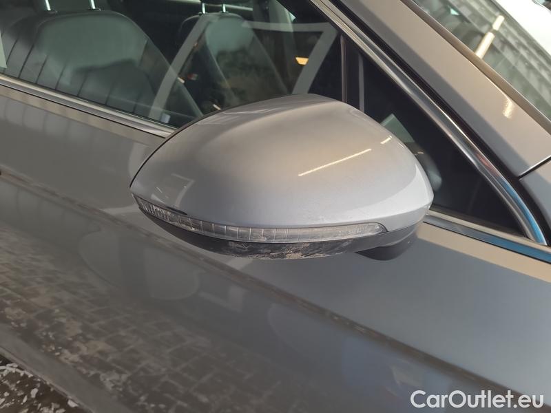  Volkswagen  Passat  7 (2014) Pas.Var.2.0TDI 110 Elegance AT #19