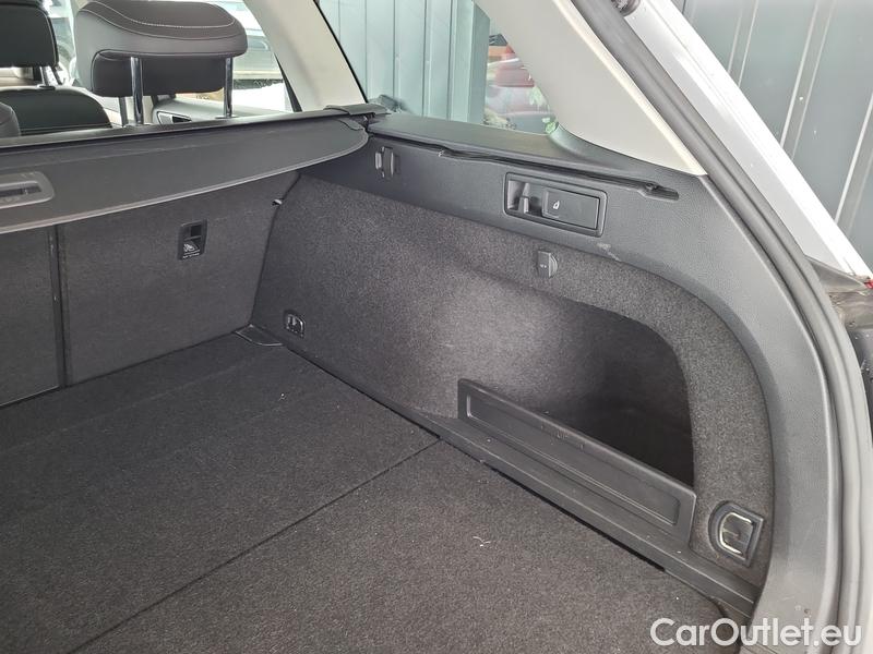  Volkswagen  Passat  7 (2014) Pas.Var.2.0TDI 110 Elegance AT #17