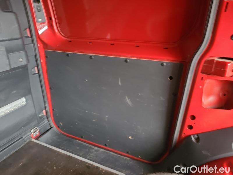  Volkswagen  Caddy  LCV (SA)(2015)  Maxi 2.0 TDI 90 4M 4d #33