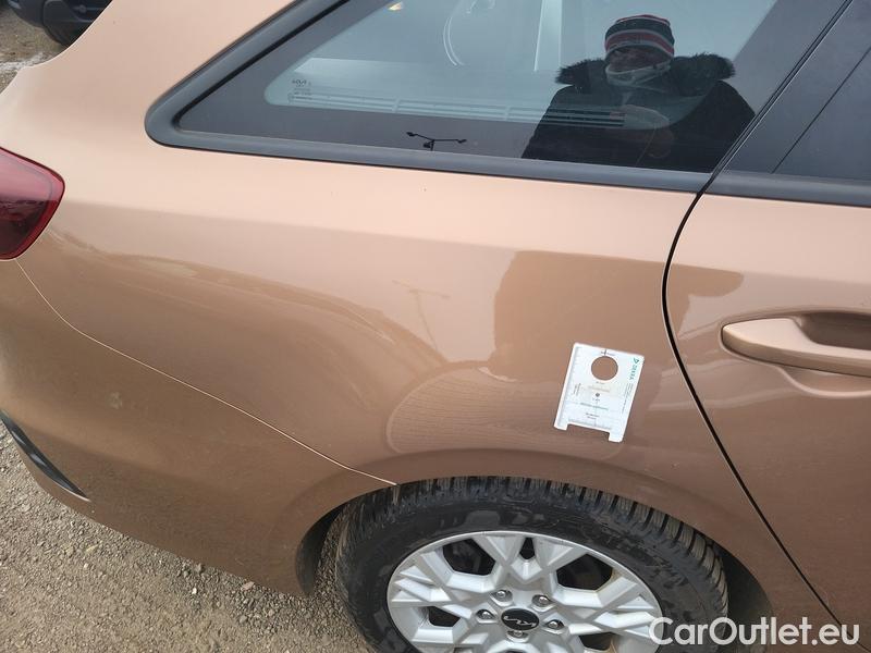  KIA  Cee'd Ceed  (CD) (2018->) Ceed SW 1.5 T-GDI 118 Spin 5d #17