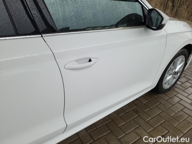  Skoda  Octavia  Lim. (NX3)(2020) Oct. 2.0TDI 110 Style AT 5d #6