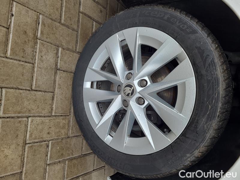  Skoda  Octavia  Lim. (NX3)(2020) Oct. 2.0TDI 110 Style AT 5d #7