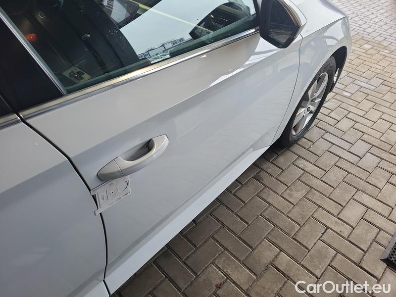  Skoda  Superb  (3V3)(2015) Supe.FL2.0TDI 110 Ambition #17