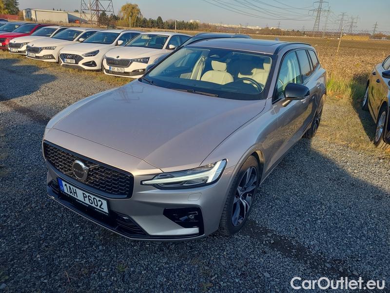  Volvo  V60  (2010)  B4 benzin Ultra Dark AT #3