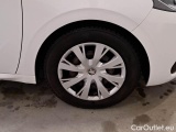  Peugeot  208 PEUGEOT  / 2015 / 5P / BERLINA MIX BLUEHDI 75CV #100