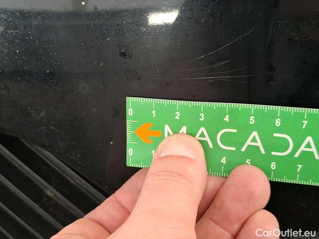  Citroen  C4  Berline Shine 1.2 PureTech 130CV BVM6 E6d #38